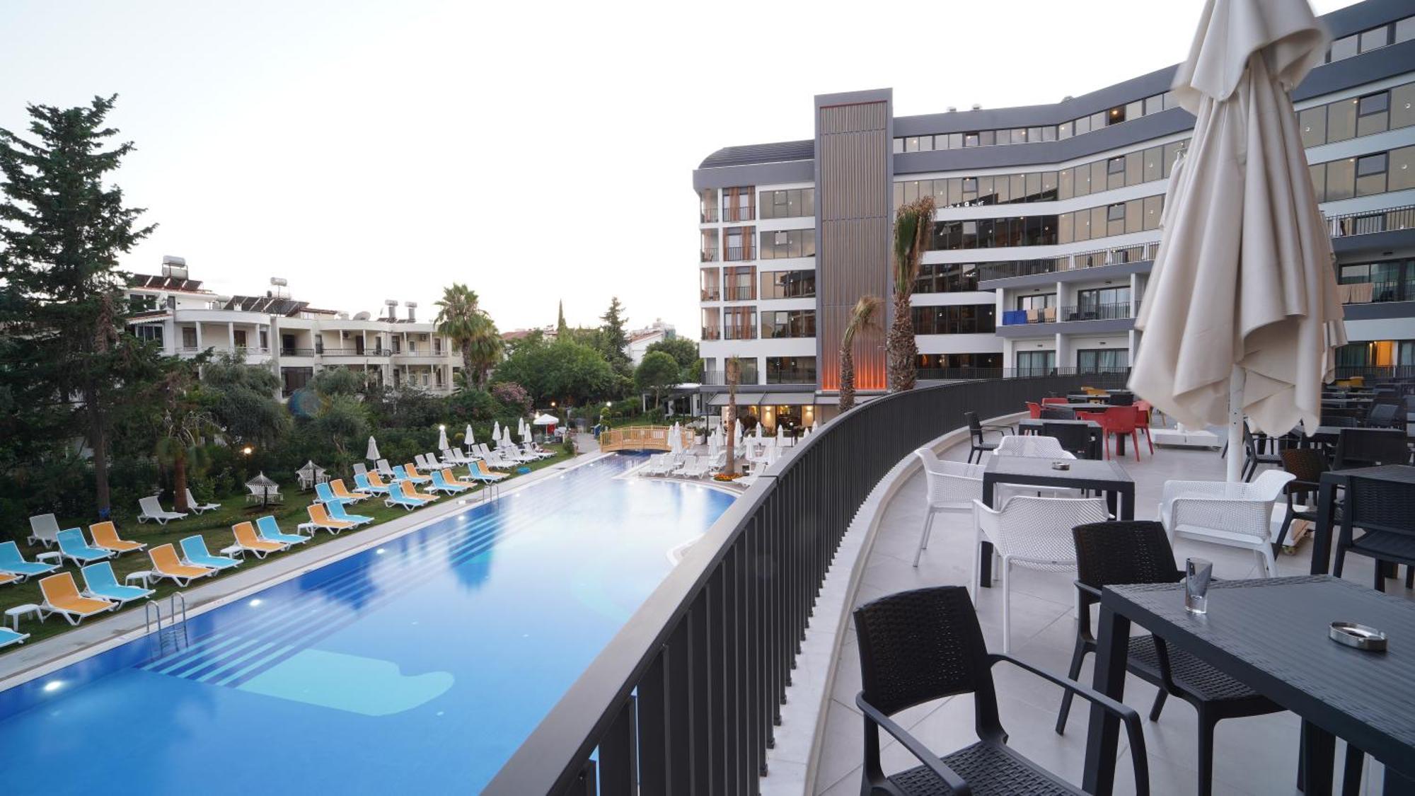 The Raga Side Ultra All Inclusive (Adults Only) 외부 사진