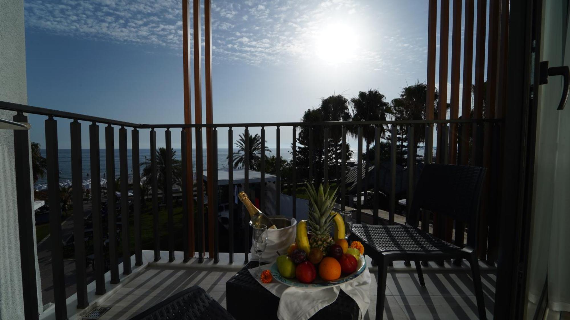 The Raga Side Ultra All Inclusive (Adults Only) 외부 사진